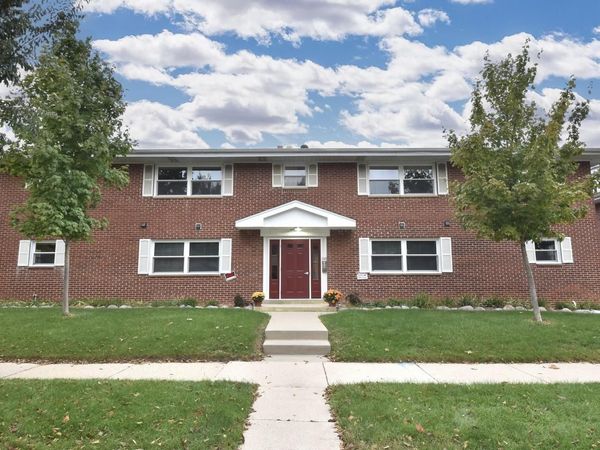 3050 W Fardale AVENUE, Milwaukee, WI 53221
