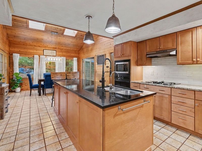 4655 Donegal Cliffs Drive, Dublin, OH 43017 Photo 5
