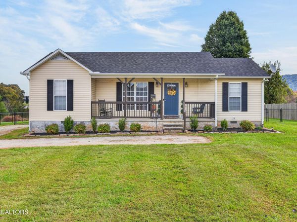 737 Green Valley Circle, Livingston, TN 38570