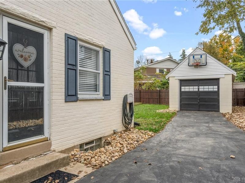 114 Oak Knoll Drive, Oakwood, OH 45419 Photo 4