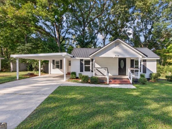 406 Austin Avenue, Carrollton, GA 30117