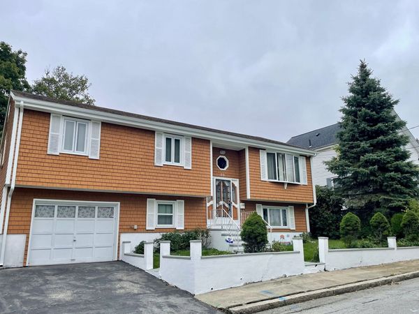 28 Lewis Street, Fall River, MA 02720