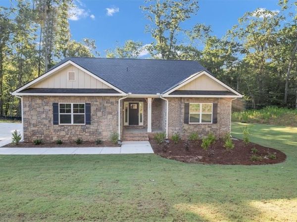 5391 Tuscany Drive , Douglasville, GA 30135