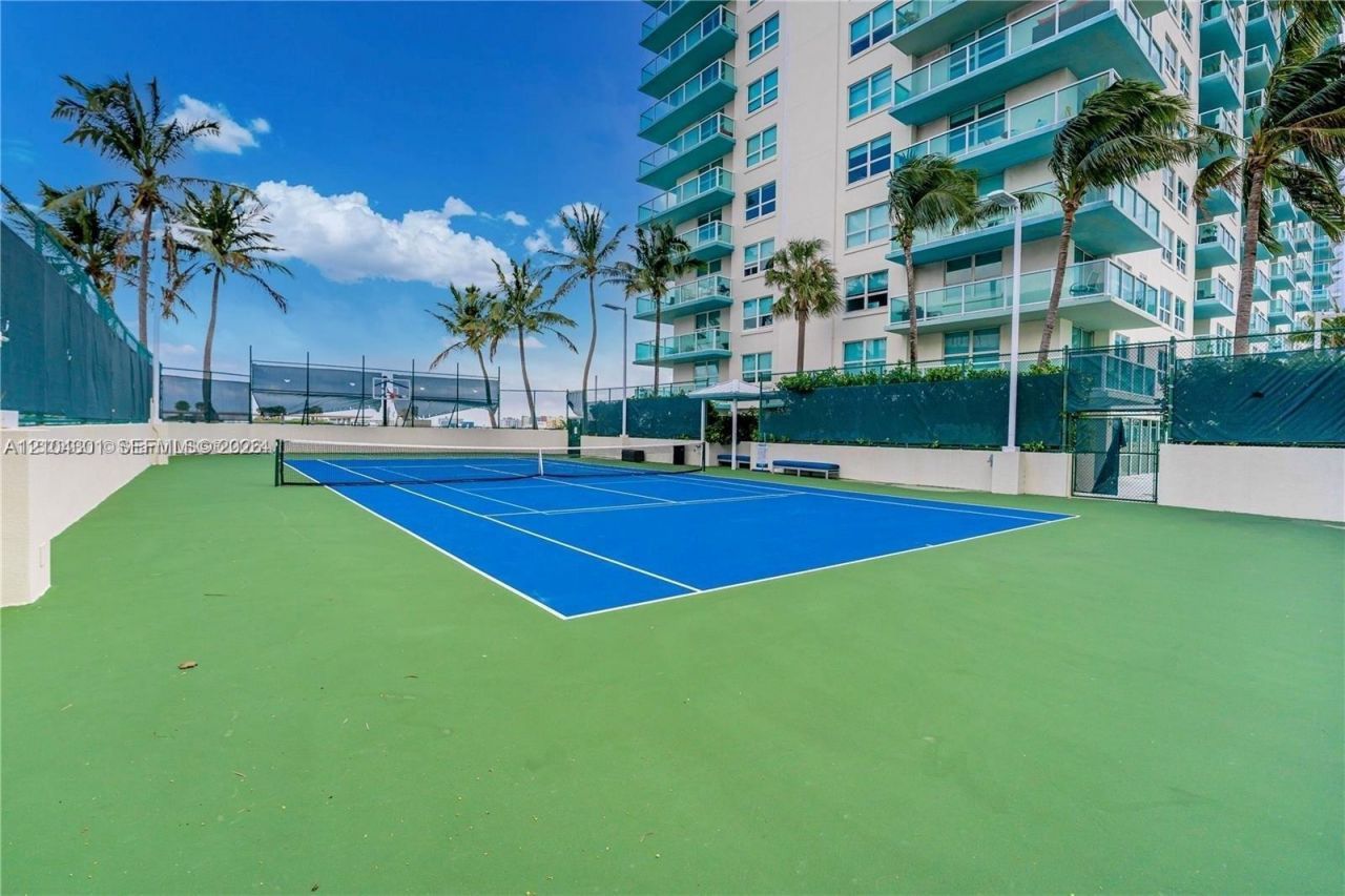 650 West Ave , Unit 2712, Miami Beach, FL 33139 Photo