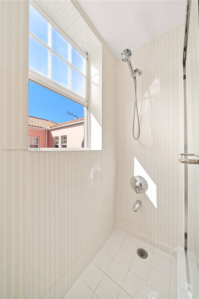 758 Meridian Ave , Unit 8, Miami Beach, FL 33139 Photo