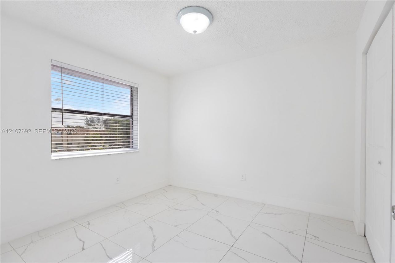 6580 W 27th Ct , Unit 58-21, Hialeah, FL 33016 Photo