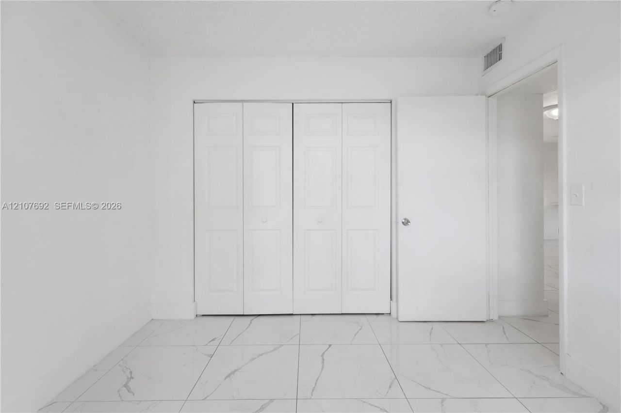 6580 W 27th Ct , Unit 58-21, Hialeah, FL 33016 Photo