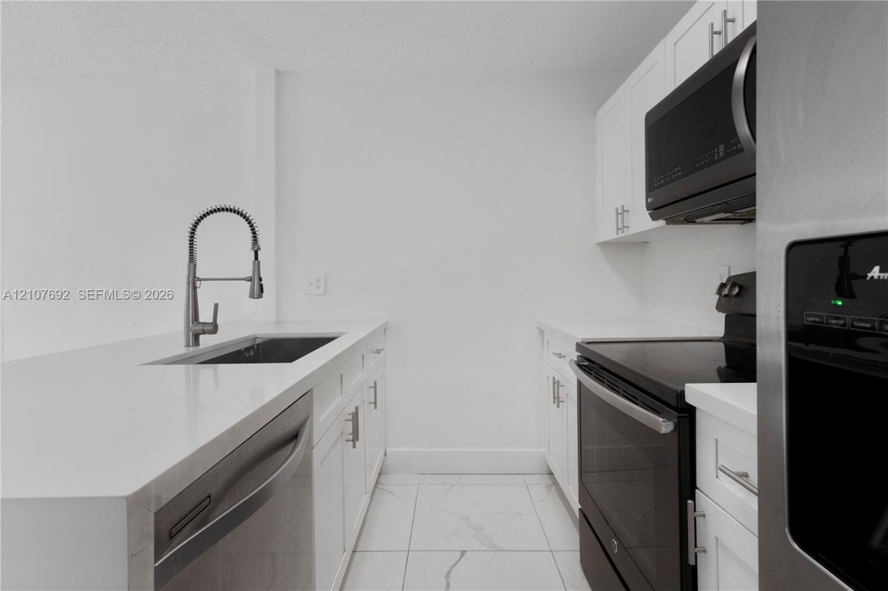 6580 W 27th Ct , Unit 58-21, Hialeah, FL 33016 Photo