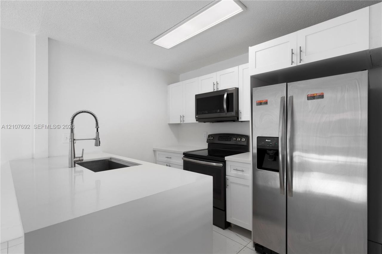 6580 W 27th Ct , Unit 58-21, Hialeah, FL 33016 Photo