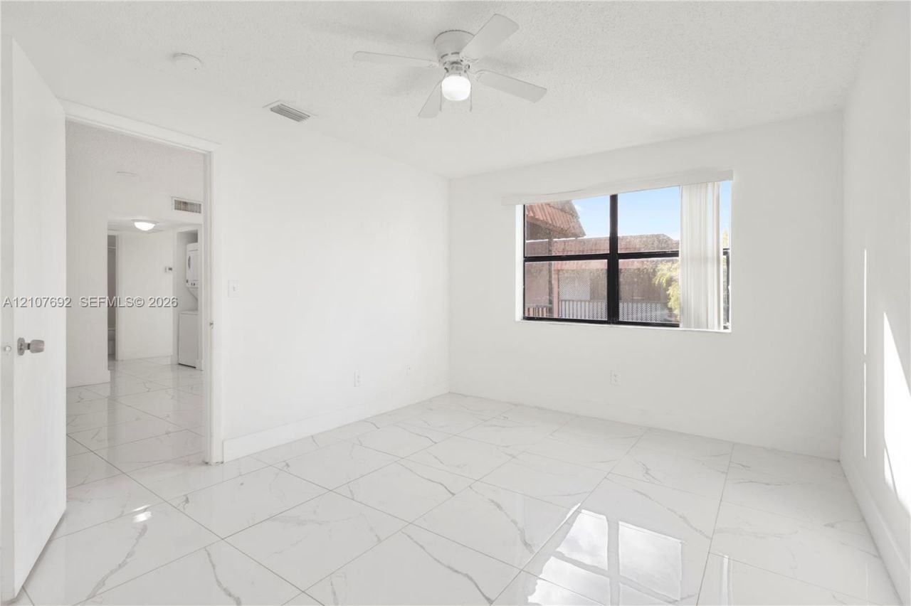 6580 W 27th Ct , Unit 58-21, Hialeah, FL 33016 Photo