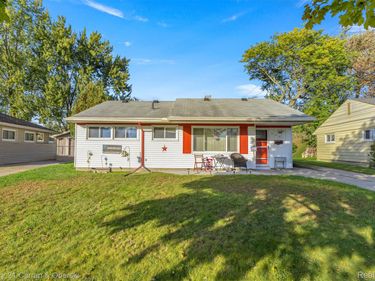555 Lytle Place , Garden, Mi 48135