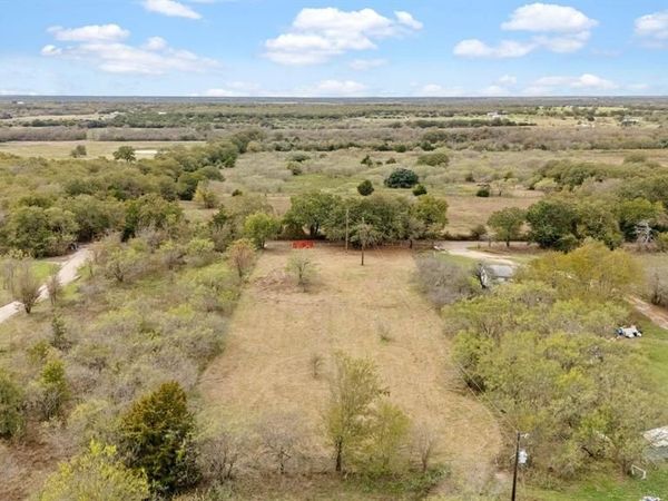 870 Wagoner Road , Waco, TX 76705
