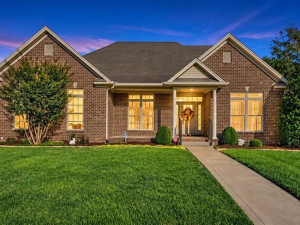 2806 Laurelstone Lane , Bowling Green, KY 42104