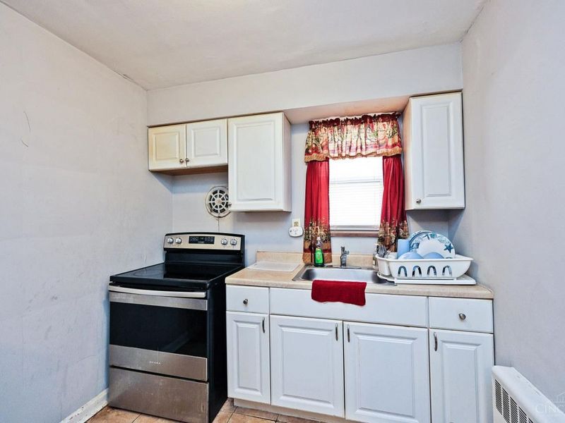 9494 Reading Road, Reading, OH 45215 Photo 5