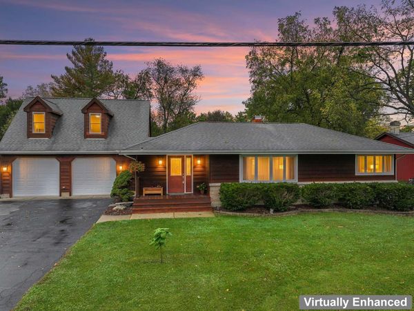 3813 Mccabe Avenue, Crystal Lake, IL 60014