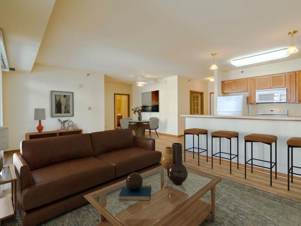 8200 W 33rd Street , Unit 323, Saint Louis Park, MN 55426