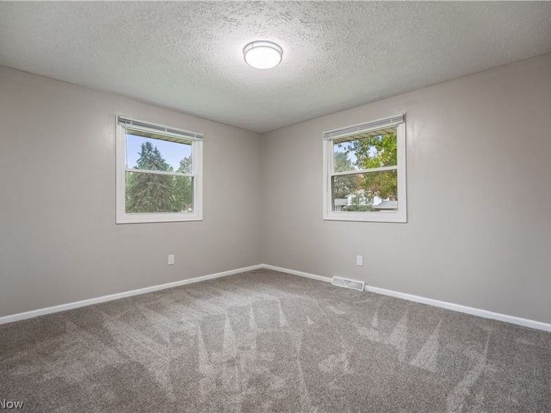 1333 Clarence Street NW, Uniontown, OH 44685 Photo 16
