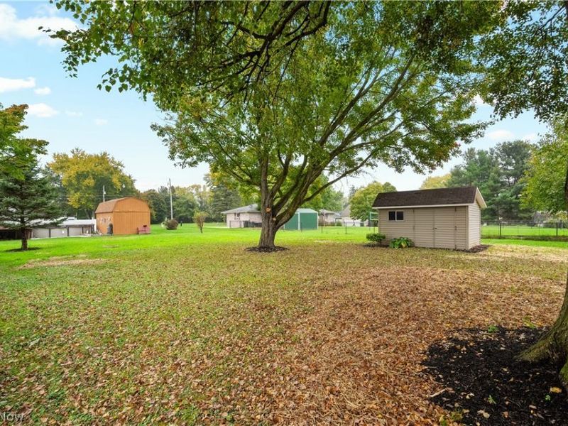1333 Clarence Street NW, Uniontown, OH 44685 Photo 30