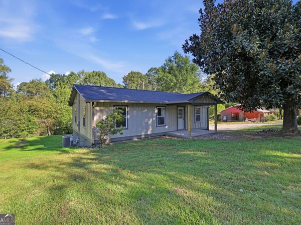 23 Sherri Ln, Toccoa, GA 30577