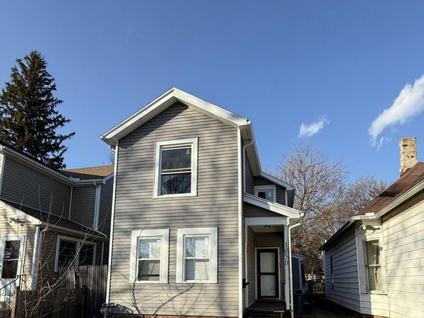 1050 Harding Drive, Toledo, OH 43609