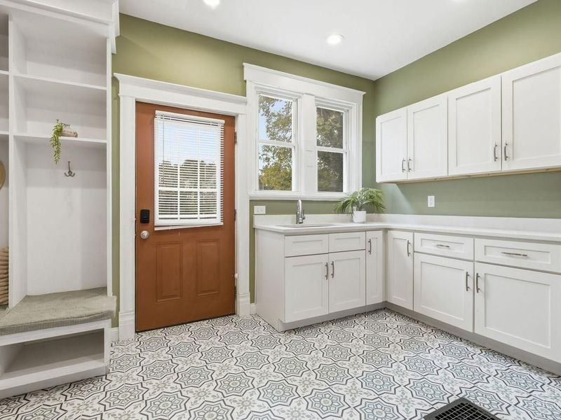 1923 Delaware Avenue, Norwood, OH 45212 Photo 13