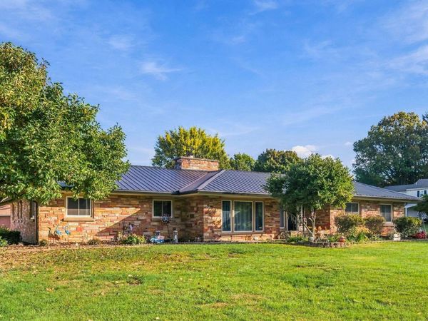 1033 Uhler Road , Marion, OH 43302