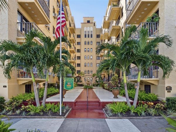 130 4TH AVENUE N, Unit 702, ST PETERSBURG, FL 33701