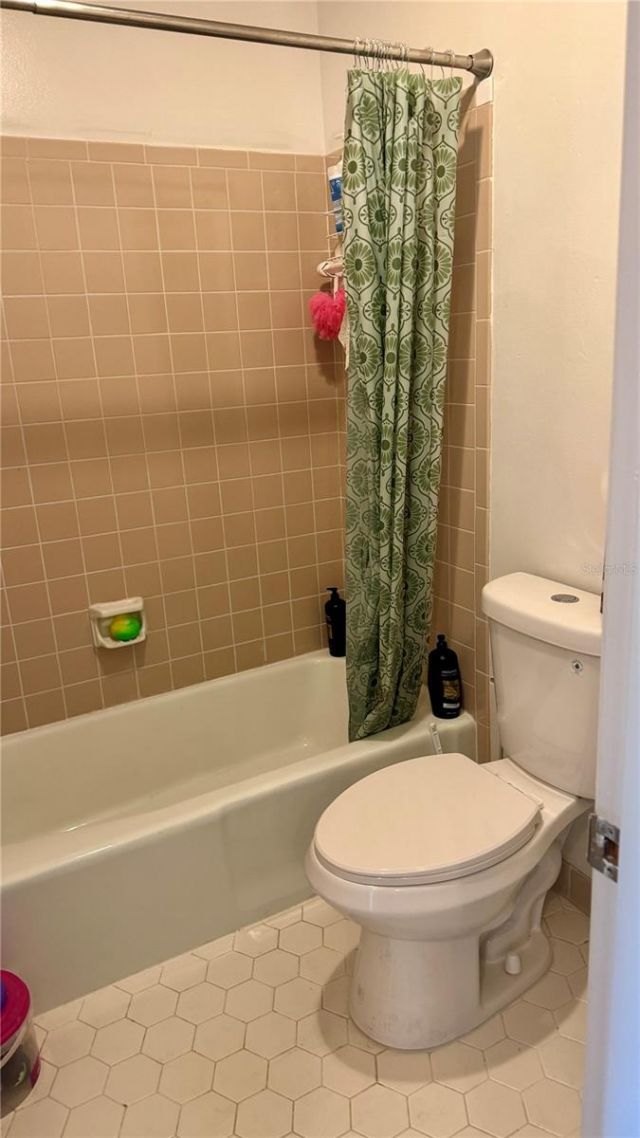 7880 Palm Aire Lane , Unit 203, Sarasota, FL 34243 Photo