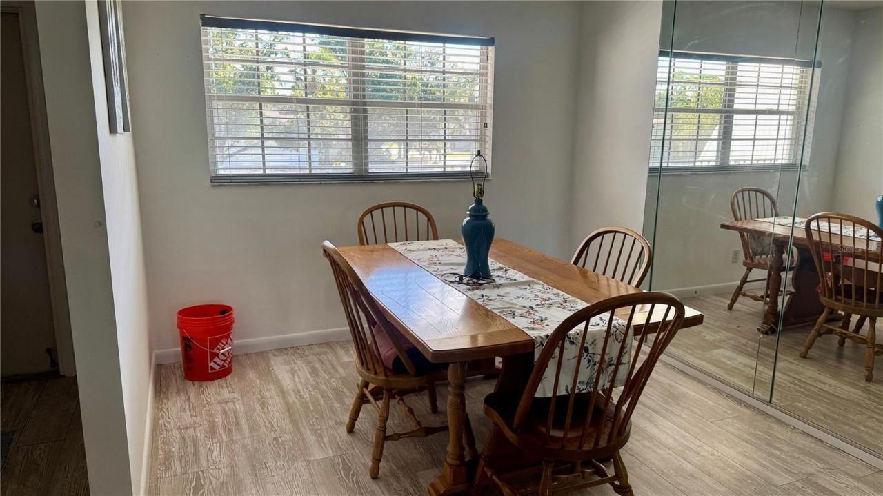 7880 Palm Aire Lane , Unit 203, Sarasota, FL 34243 Photo