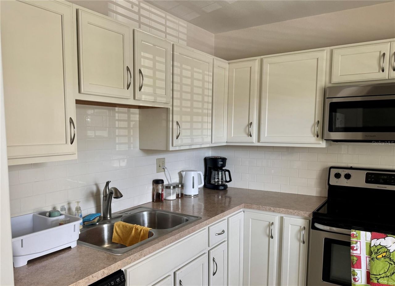 7880 Palm Aire Lane , Unit 203, Sarasota, FL 34243 Photo