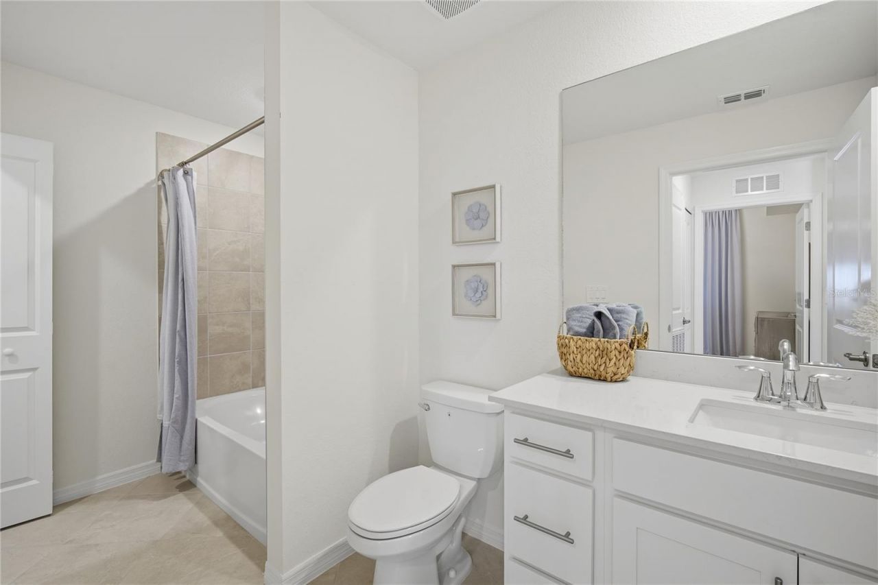 19008 Scallop Loop , Unit 105, Lakewood Ranch, FL 34211 Photo