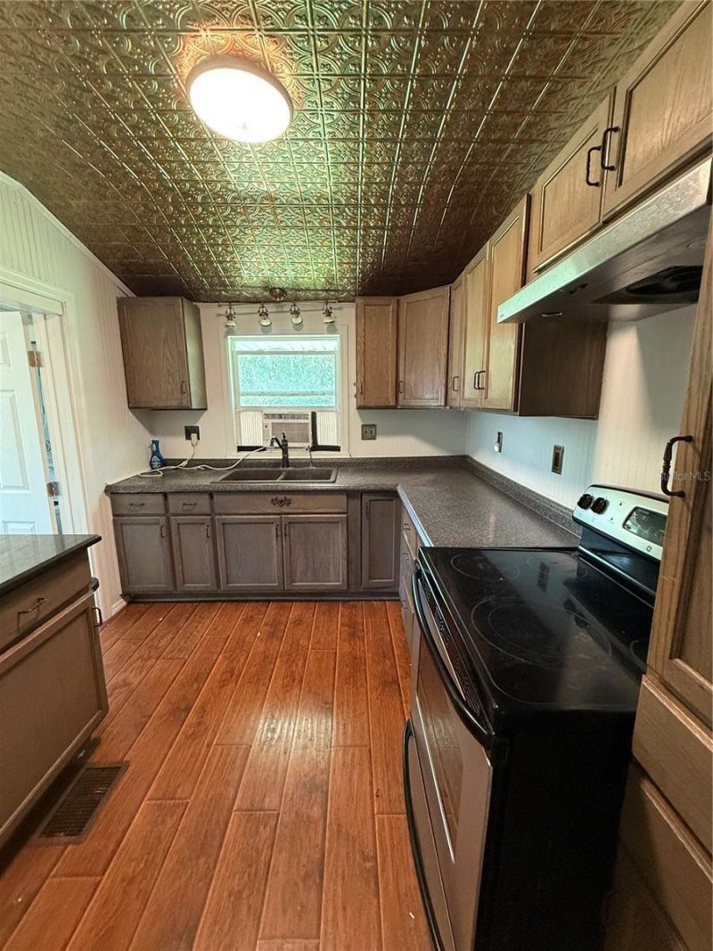 3006 N Oriente Avenue, Sarasota, FL 34235 Photo