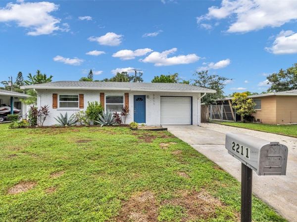 2211 21ST STREET W, BRADENTON, FL 34205