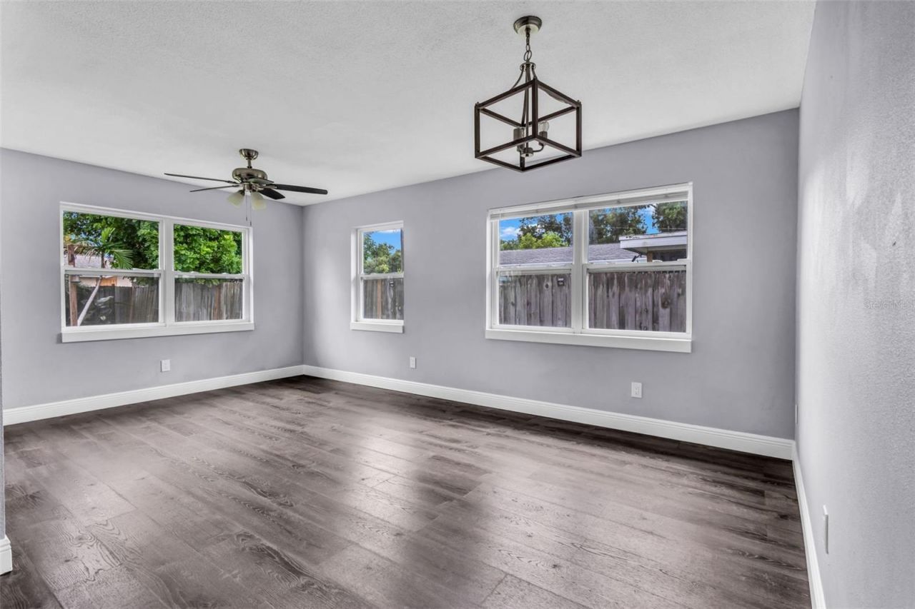 2211 21st Street W, Bradenton, FL 34205 Photo