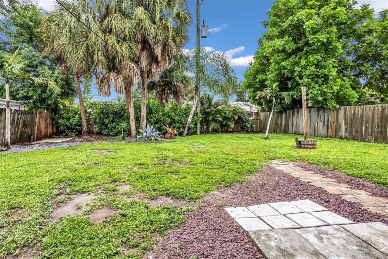 2211 21st Street W, Bradenton, FL 34205 Photo