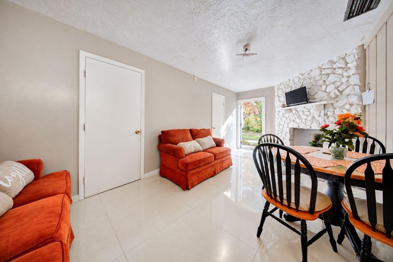 4200 Anderson Road, Orlando, FL 32812 Photo