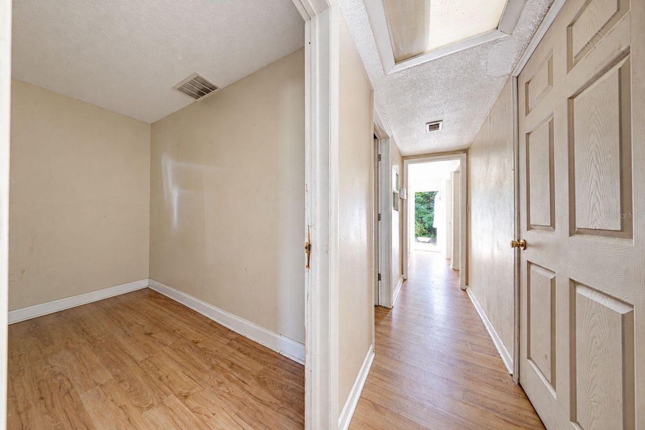 4200 Anderson Road, Orlando, FL 32812 Photo