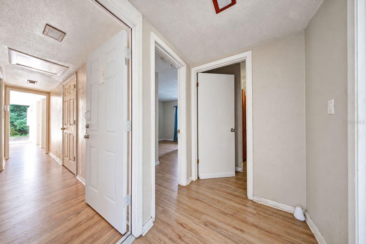 4200 Anderson Road, Orlando, FL 32812 Photo