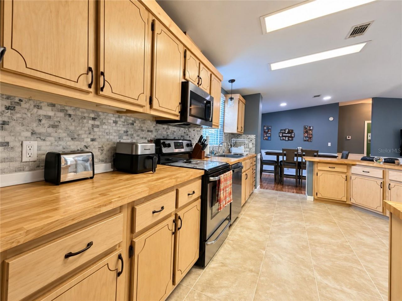17371 NW 83rd Court , Fanning Springs, FL 32693 Photo