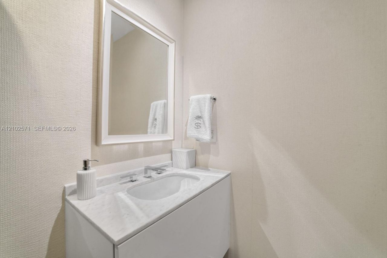 10201 Collins Ave , Unit 502, Bal Harbour, FL 33154 Photo