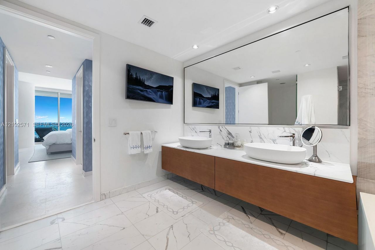 10201 Collins Ave , Unit 502, Bal Harbour, FL 33154 Photo