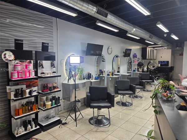 4101 Palm Ave , Hialeah, FL 33012