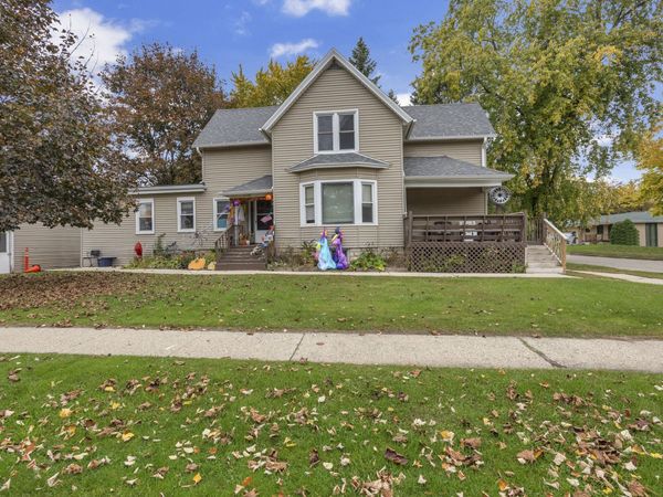 534 Vermont St, Fond Du Lac, WI 54937