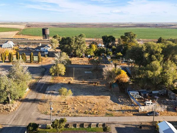 305 Hawley Street, Minidoka, ID 83343