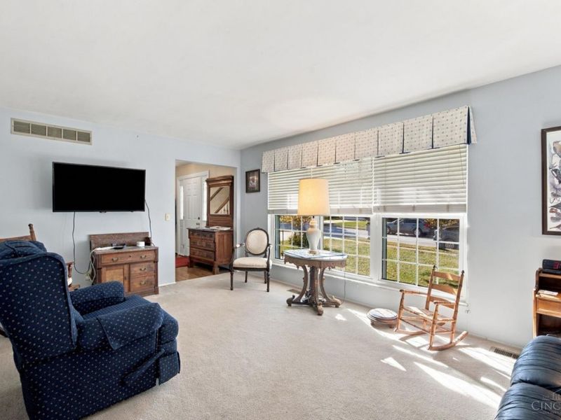 5724 Sigmon Way, Fairfield, OH 45014 Photo 4