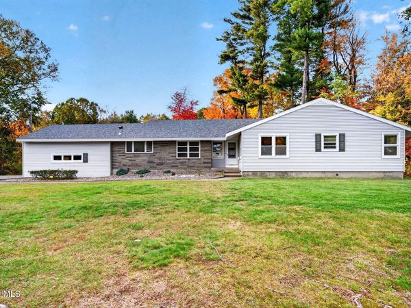 36 Brookwood Drive, Latham, NY 12110