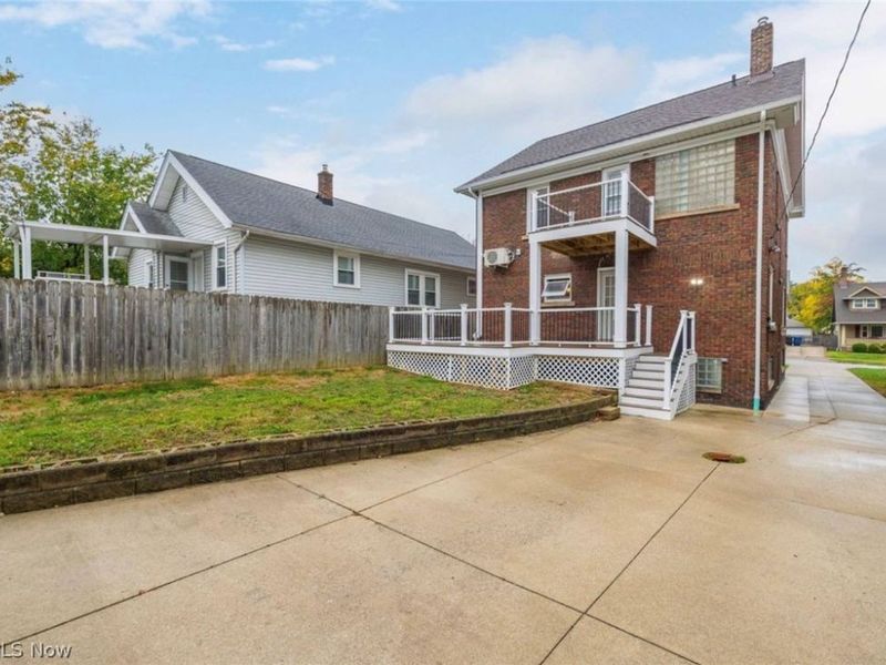 1659 Chesterland Avenue, Lakewood, OH 44107 Photo 39