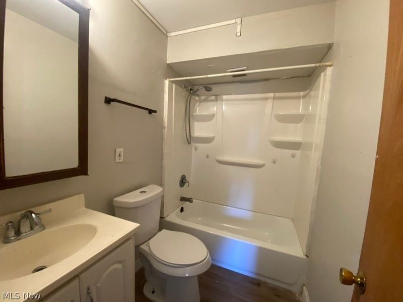 12305 Emery Avenue, Cleveland, OH 44135 Photo 12