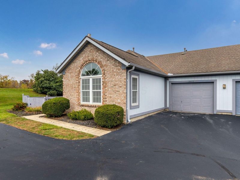 3823 Mill Stream Drive , Unit 21, Hilliard, OH 43026 Photo 3