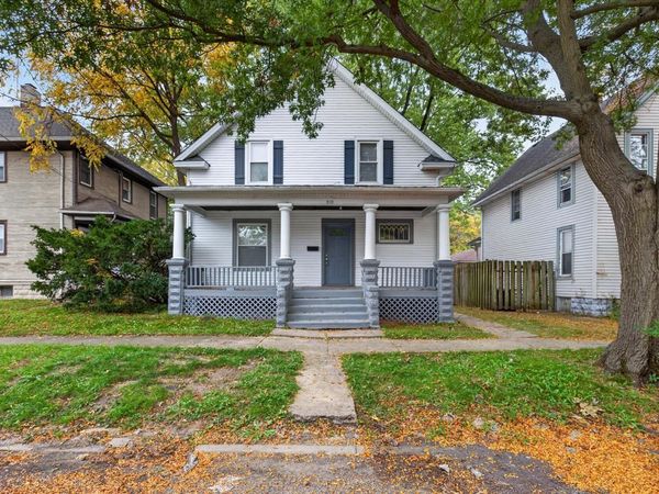 810 10th Street, ROCKFORD, IL 61104